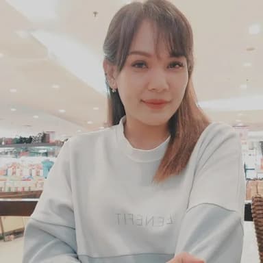 Profil CV Anastasia Samantha Jovany
