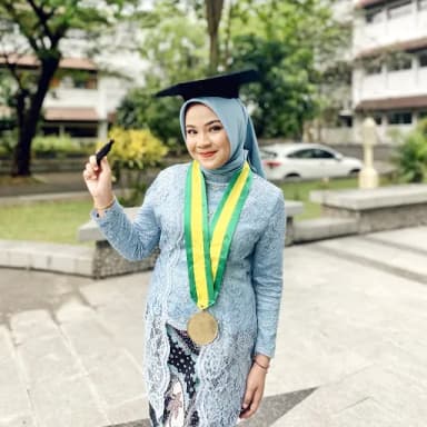 Profil CV Aruni Nadhilah Trivanni