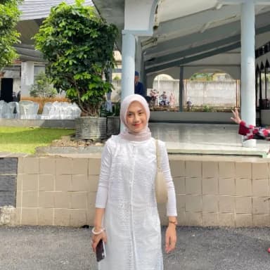 Profil CV Asti Ariani Susilawati