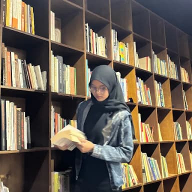 Profil CV Elvira Iqnatya