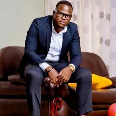 Profil CV Mpho keolitile