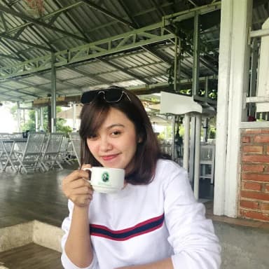 Profil CV Sri Handayani