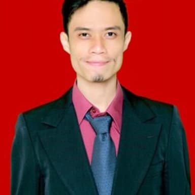 Profil CV Ari Tresna Dwi Varian