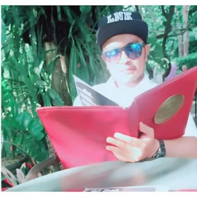 Profil CV Benny Imanico