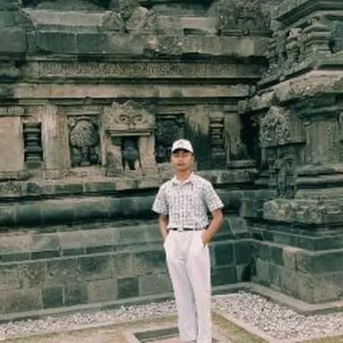 Profil CV MUHAMMAD FADHLY