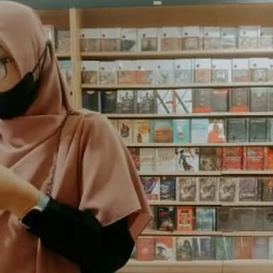 Profil CV Noviana Puteri Ramadhani