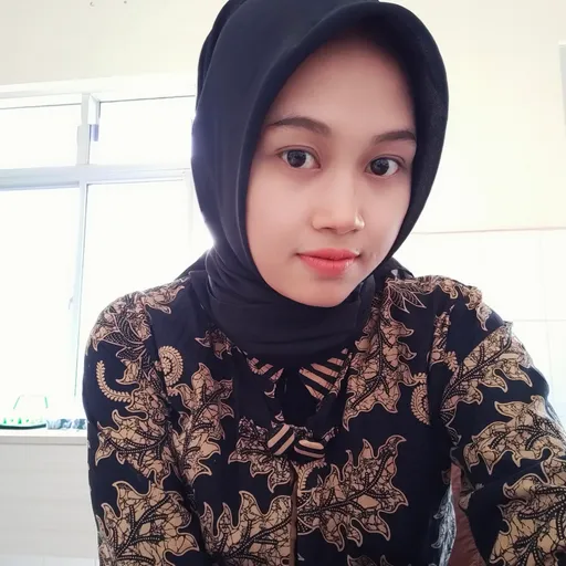 Profil CV Dwi Erma Yuniarum - Akuntan