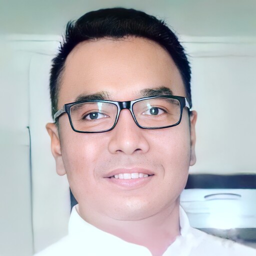 Profil CV Hendro Baskoro - Direktur Tehnik