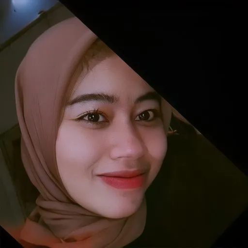 Profil CV IIS HILMIASARI - ASSEMBLING (perakitan mainan)