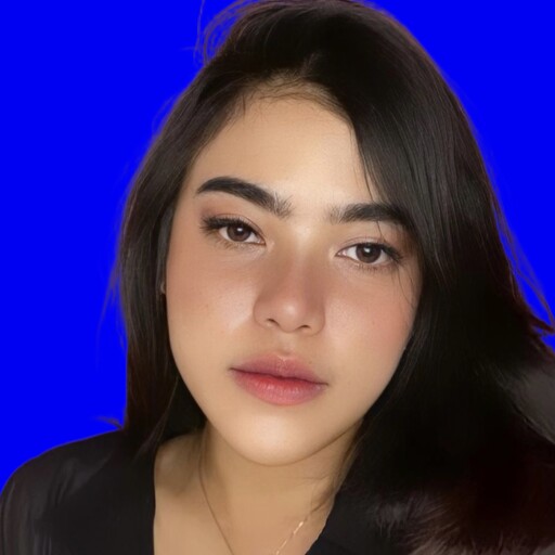Profil CV Karina Avrilia - Sekretaris