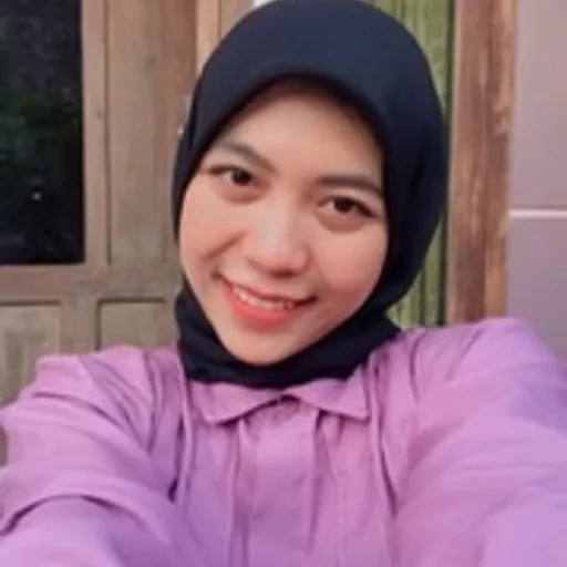 Profil CV Memi Widyawati - Operator produksi pabrik