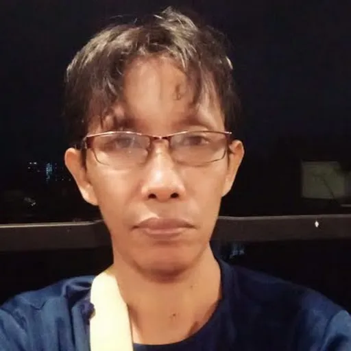Profil CV slamet prihadi sudarsono - Direktur