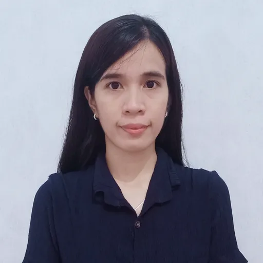 Profil CV Ranny Harkati - Assisten Chief Of Store