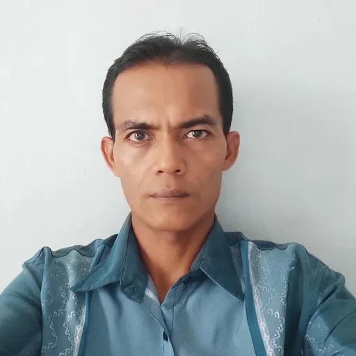 Profil CV SARYADI - operator menjahit di bidang . springbead