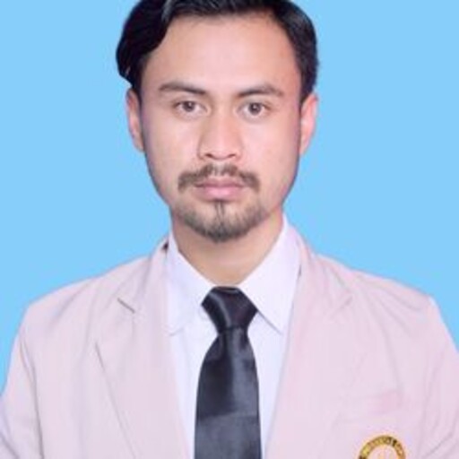 Profil CV Syifa Almusytazab - Editor