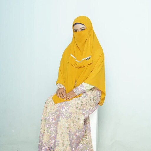 Profil CV Yusti Amalia Wahidiyah Magrfirah - Tentor